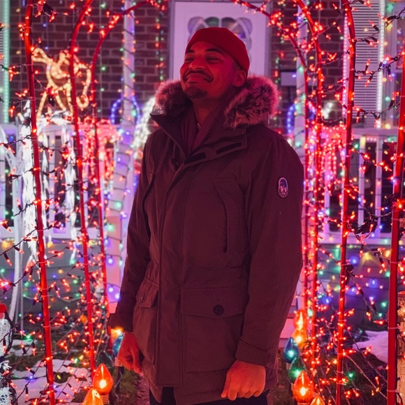 Meet Your Posher, Demitris - Picture 11 of 11